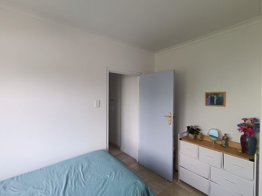 5 Bedroom Property for Sale in Kleinbaai Western Cape